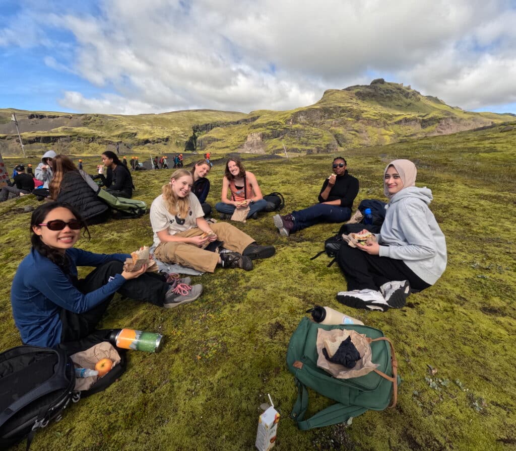 The Power of Global Experiences & Sustainability Education 2 GPTempDownload 4 Anggela Navarro